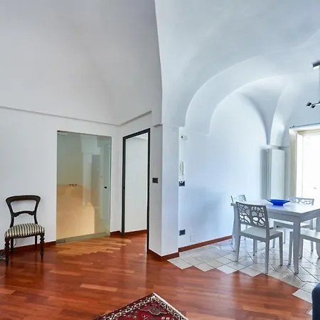 Piazza Della Libertà-tipycal Stone House